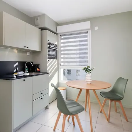 Bright Newly Refurbished Apartment
